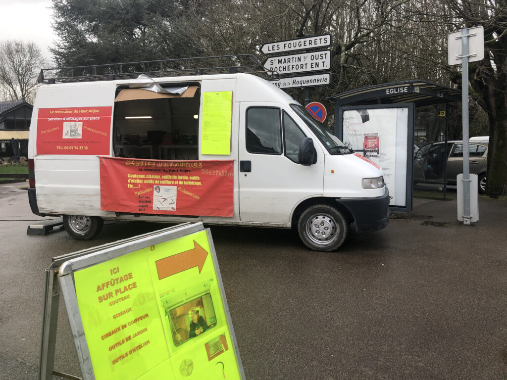Sur le marché de La Gacilly